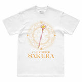 Camiseta Branca Cardcaptor Sakura Báculo & Círculo Sakura