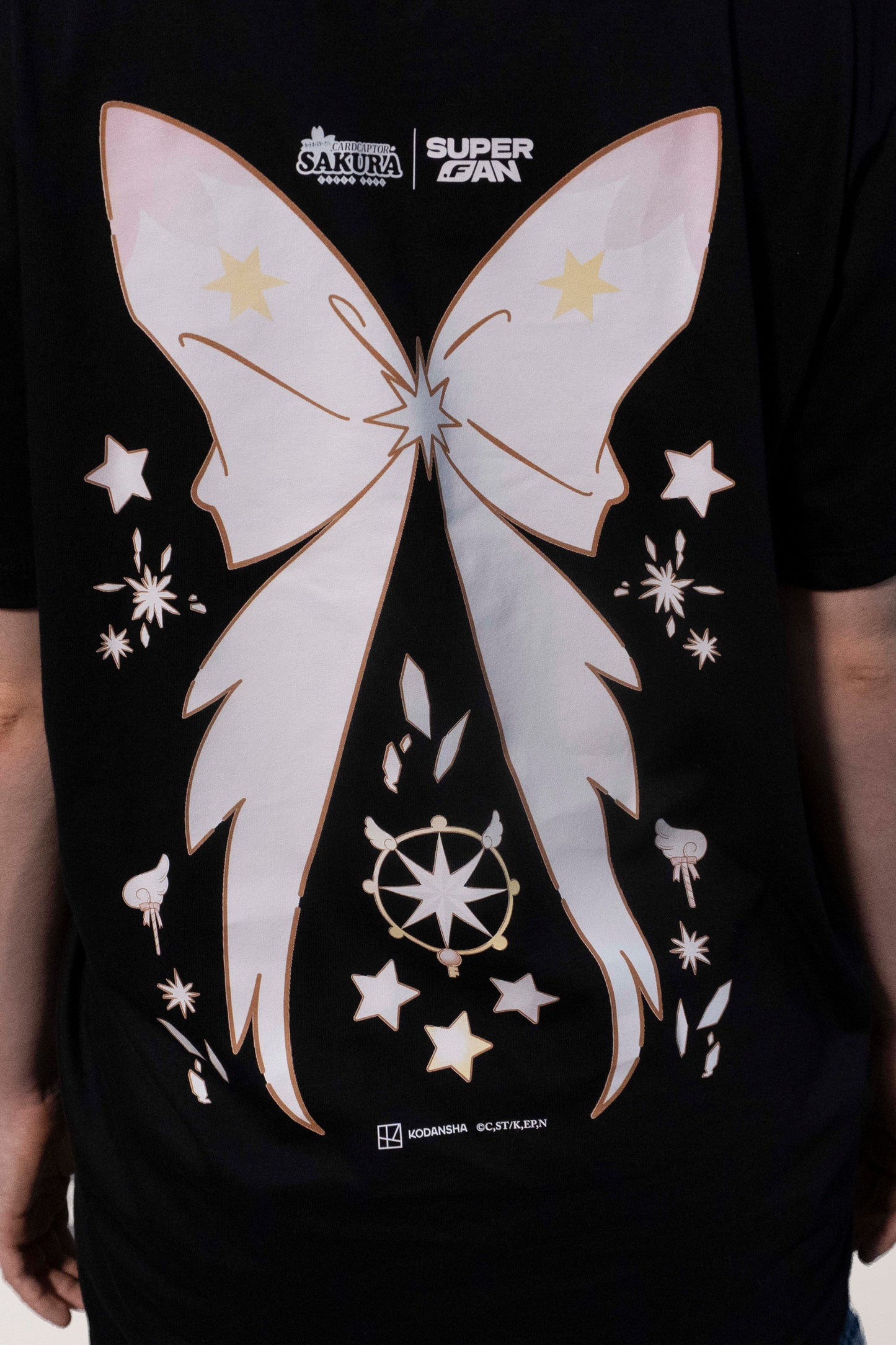 Camiseta Preta Cardcaptor Sakura Carta "Voo" Aquarelada
