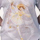 Camiseta Branca Cardcaptor Sakura Traje de Batalha Sakura "Voando"