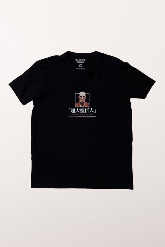 Camiseta Preta Attack on Titan Dominando o Mundo