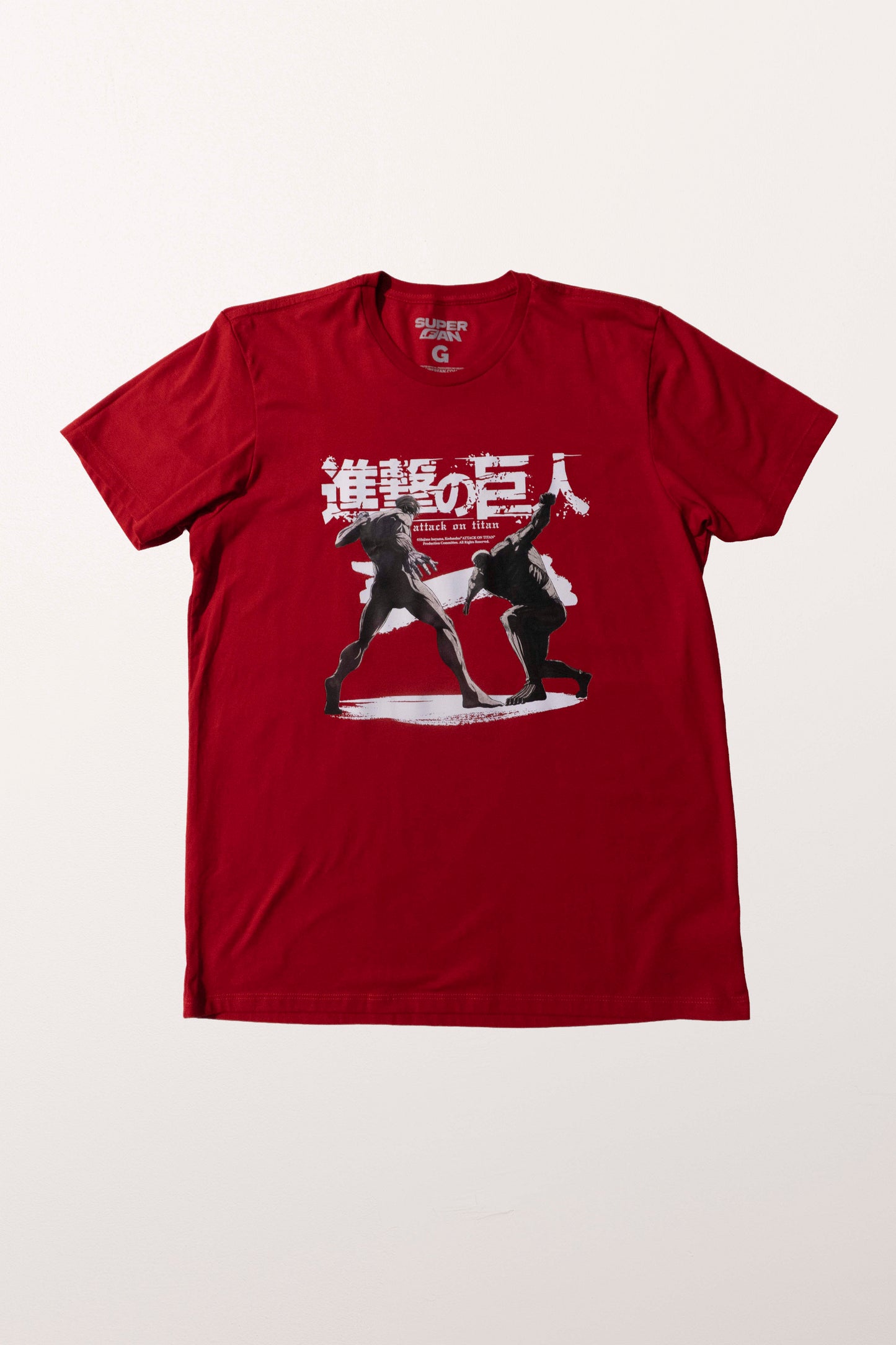 Camiseta Vermelha Attack on Titan Duelo de Titãs