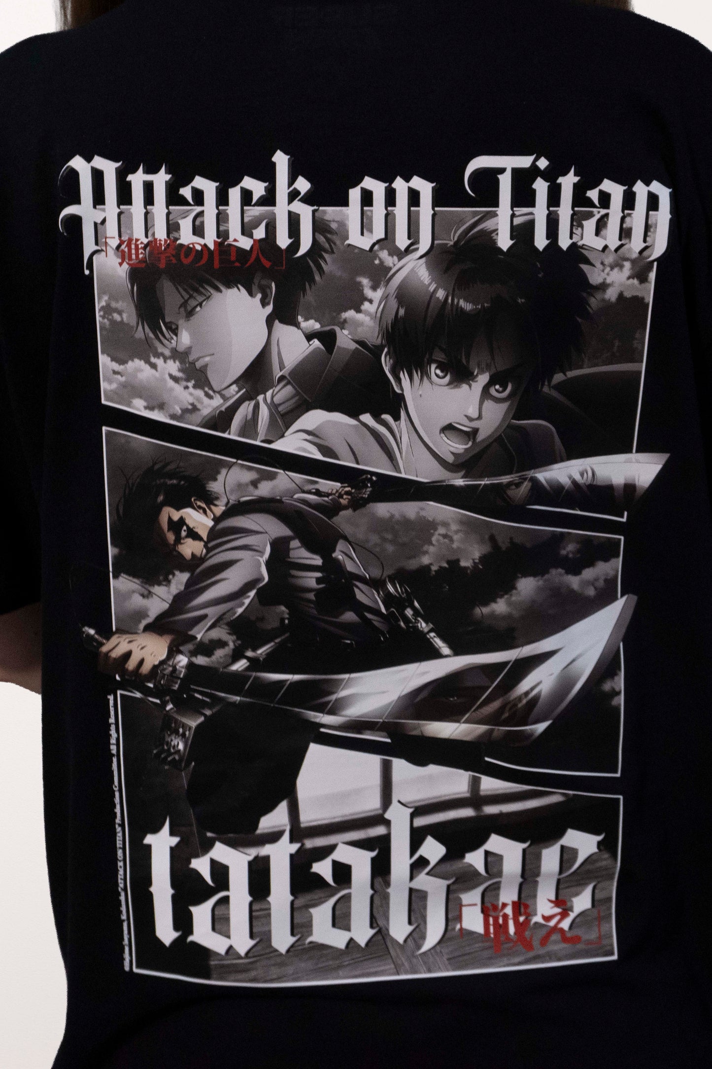 Camiseta Preta Attack on Titan Levi Tatakae