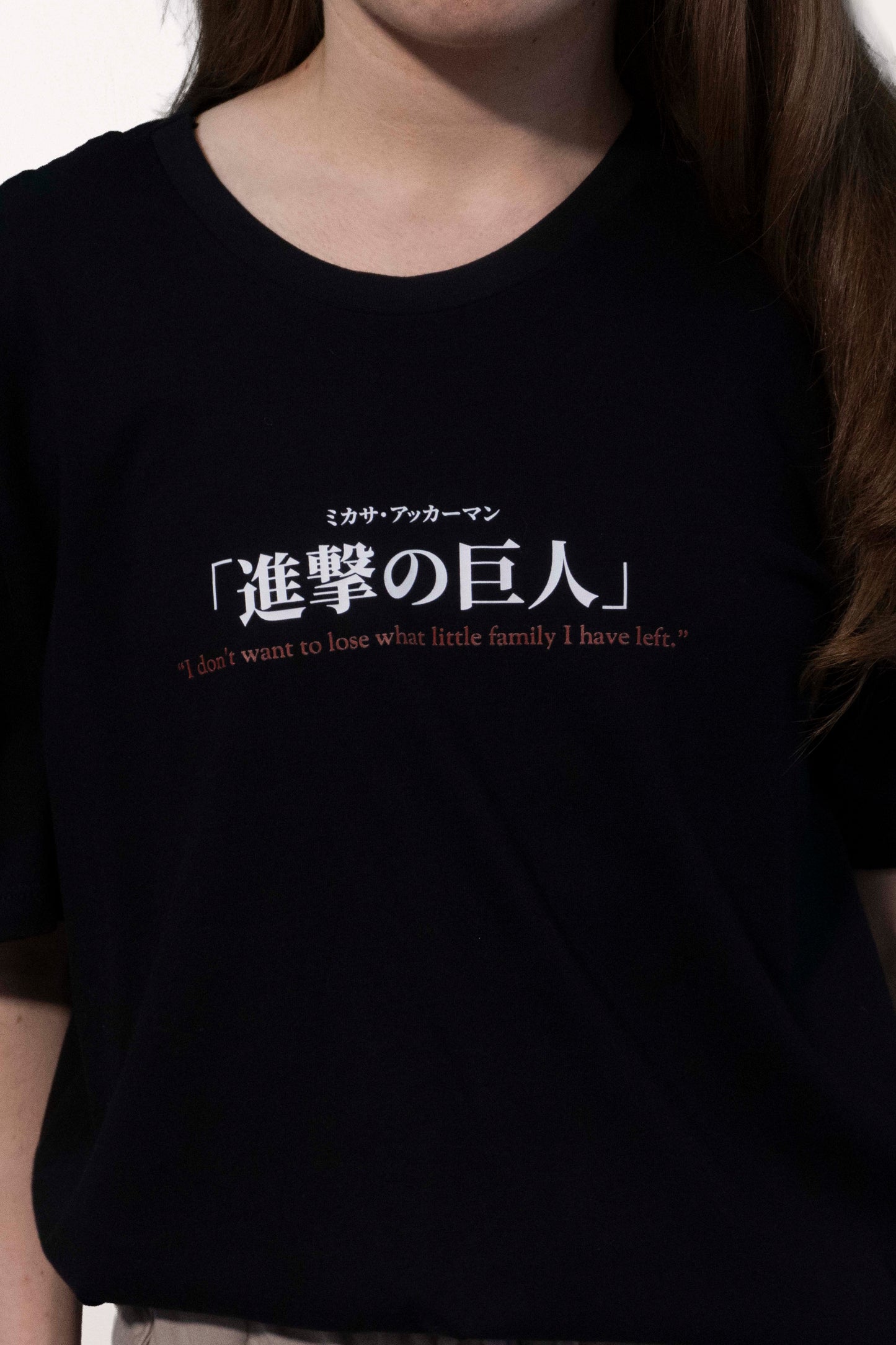 Camiseta Preta Attack on Titan Mikasa Tatakae