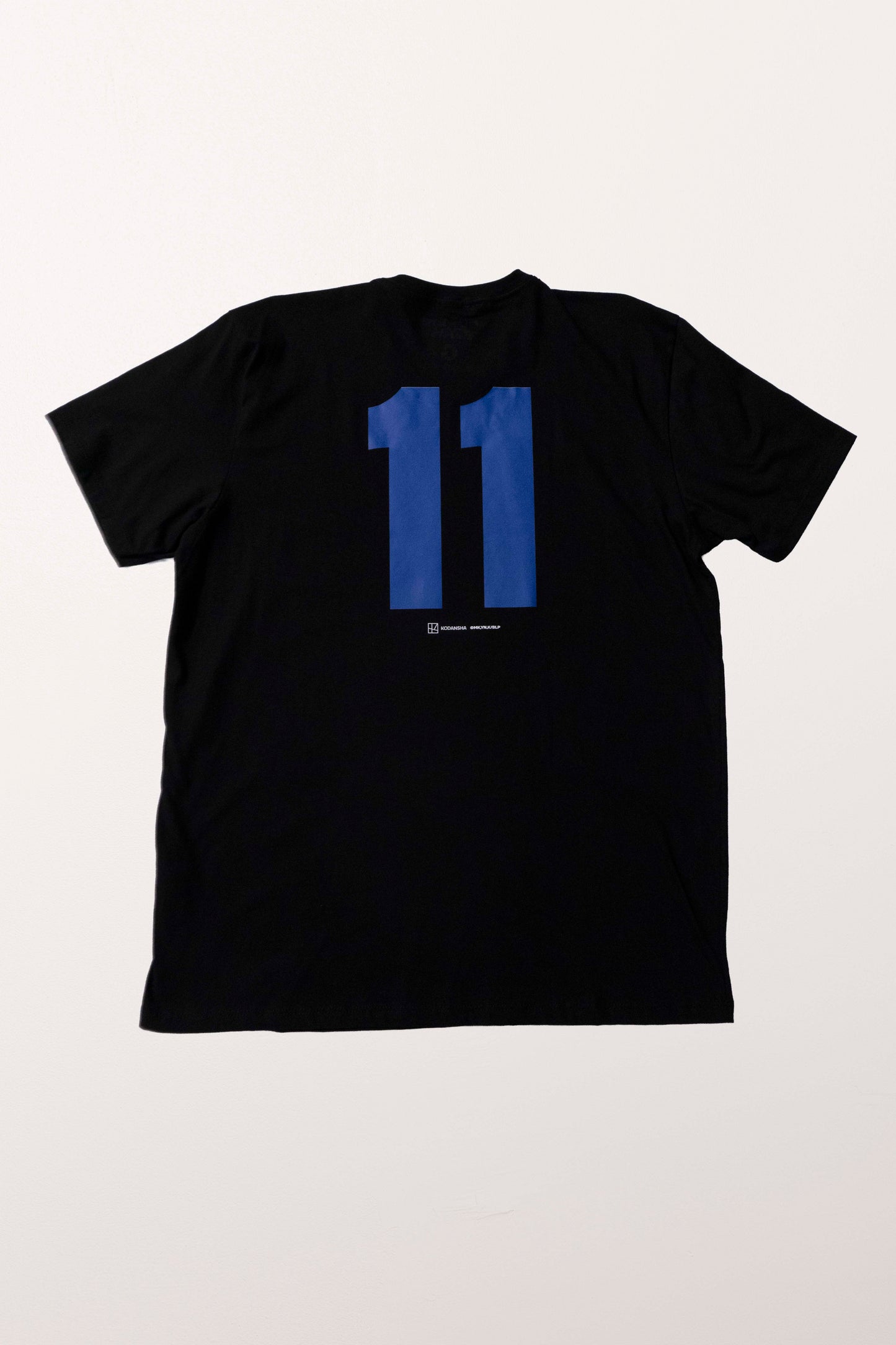 Camiseta Preta BLUE LOCK Número 11