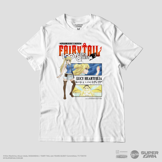 Camiseta Branca FAIRY TAIL 100 YEARS QUEST Lucy "Momentos Marcantes"